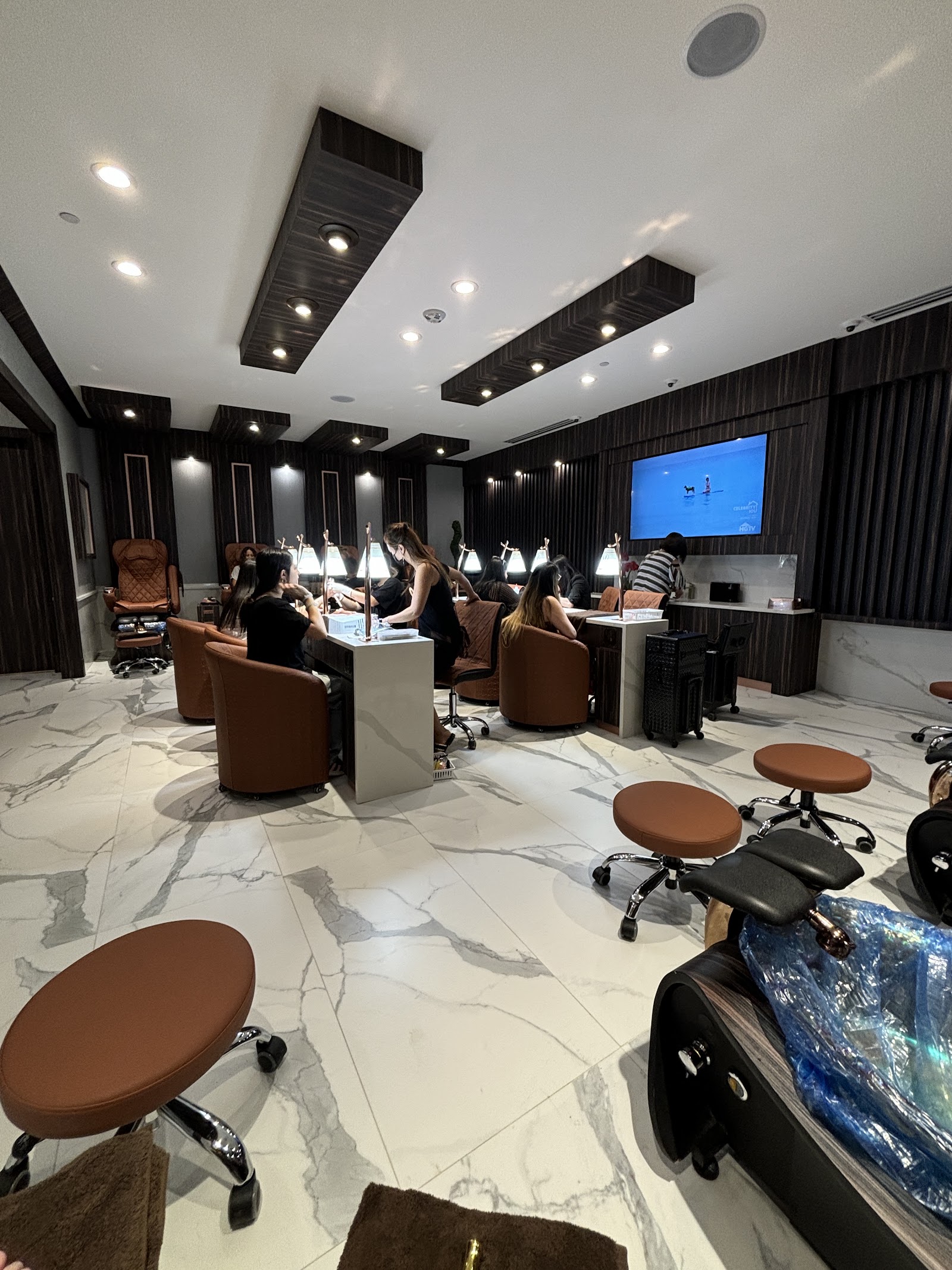 M. Vincé Nail Spa, Twenty Ninth Street nail work in Boulder, Colorado